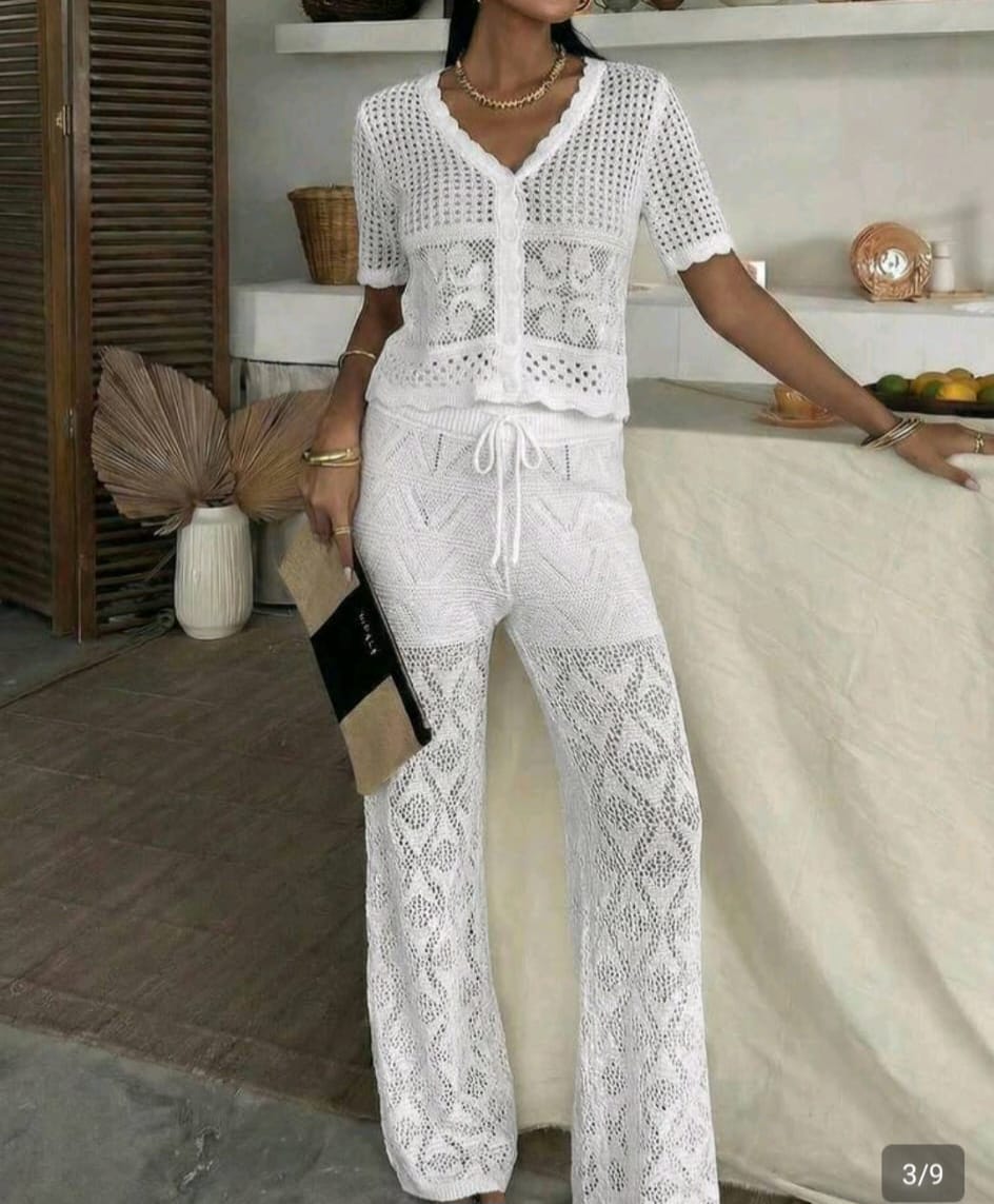 Set 2 Pezzi Maglia Bianca – Gilè e Pantalone